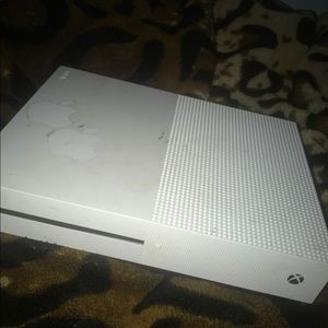 Xbox One S 500gb With Games bundle